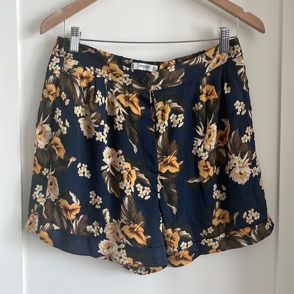 MANGO floral suiting short - Picture 1 of 4